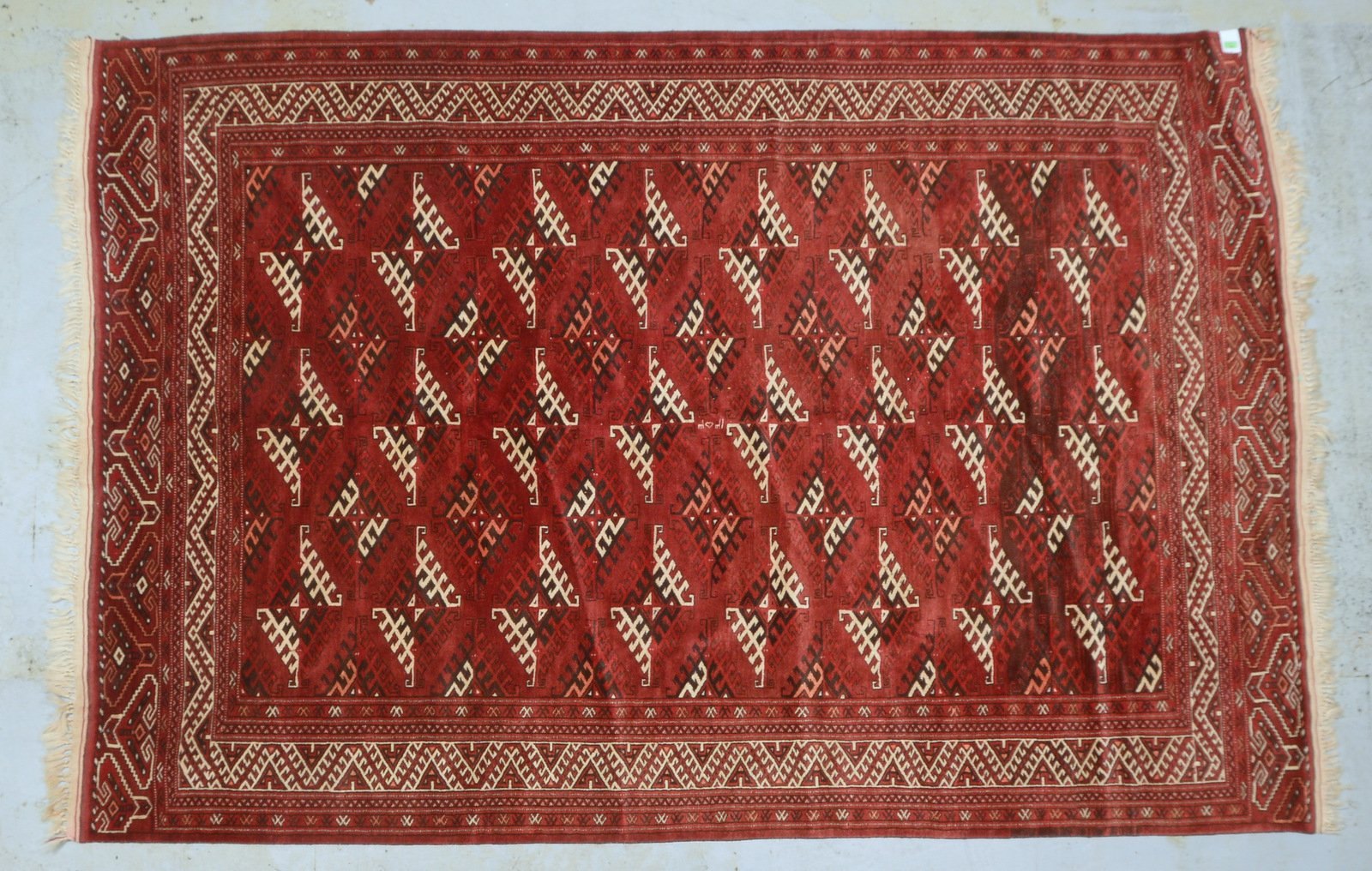 Orientteppich (Turkmenistan), mittelfeine bis feine Kn., sign./dat., guter Zustand
