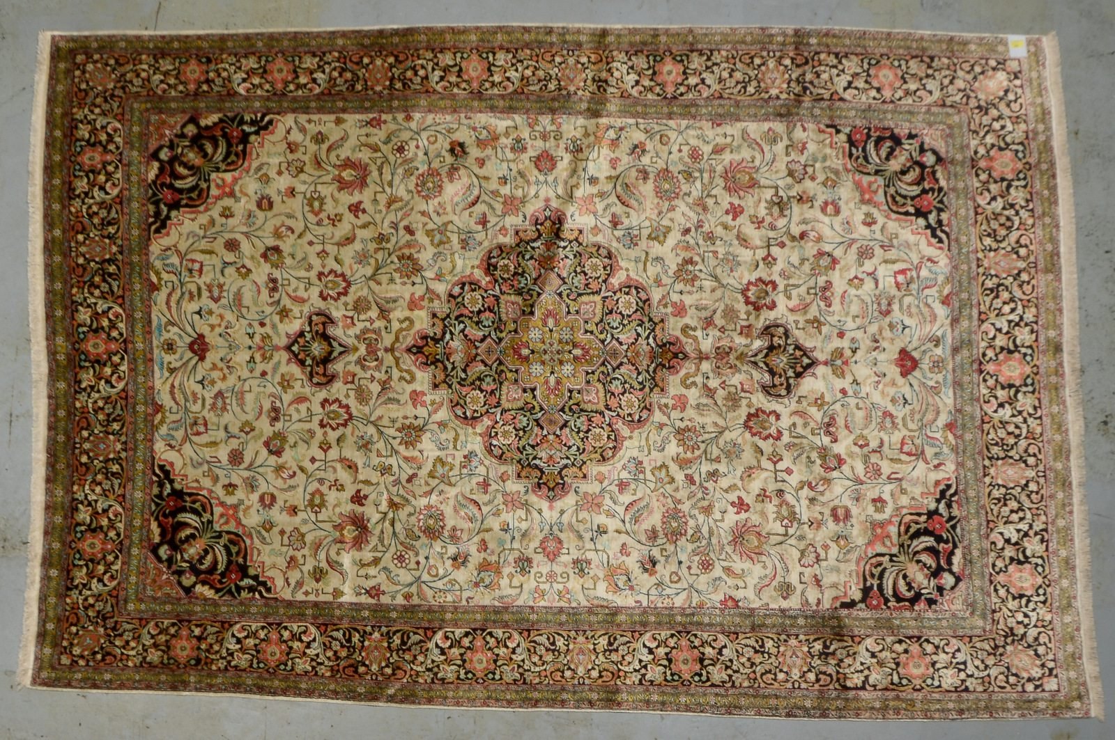 Ghom-Seidenteppich, sehr feine Knüpfung, ca. 700.000 Knoten/qm