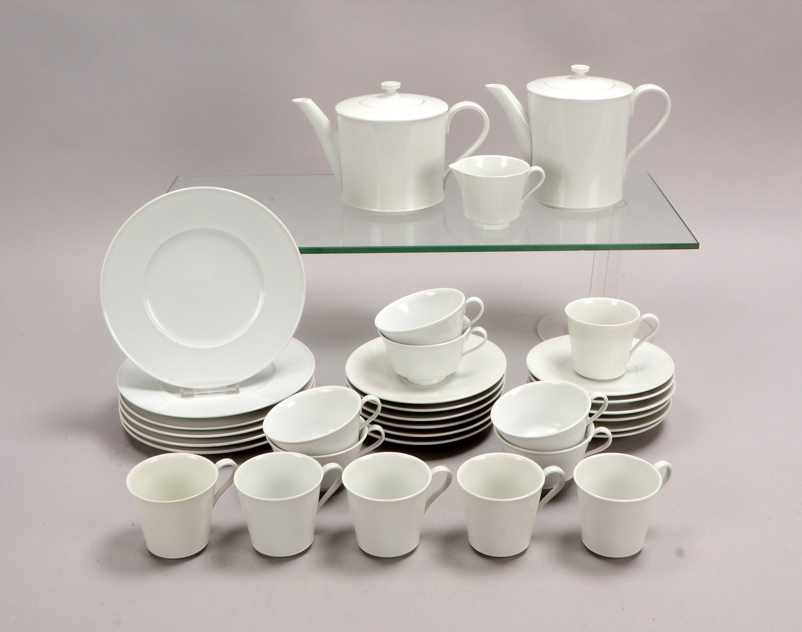 KPM Berlin, Kaffee-/Teeservice, 'Urania Weiß', Entw.: T. Petri/S. Schütz, für 6 Pers.