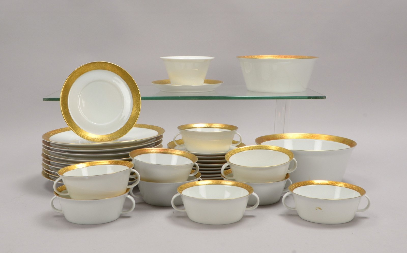 Rosenthal, Speiseservice, Modell 'Eden', Entw.: C. Fischer, für 9 Pers., mit Schüsseln u.a.