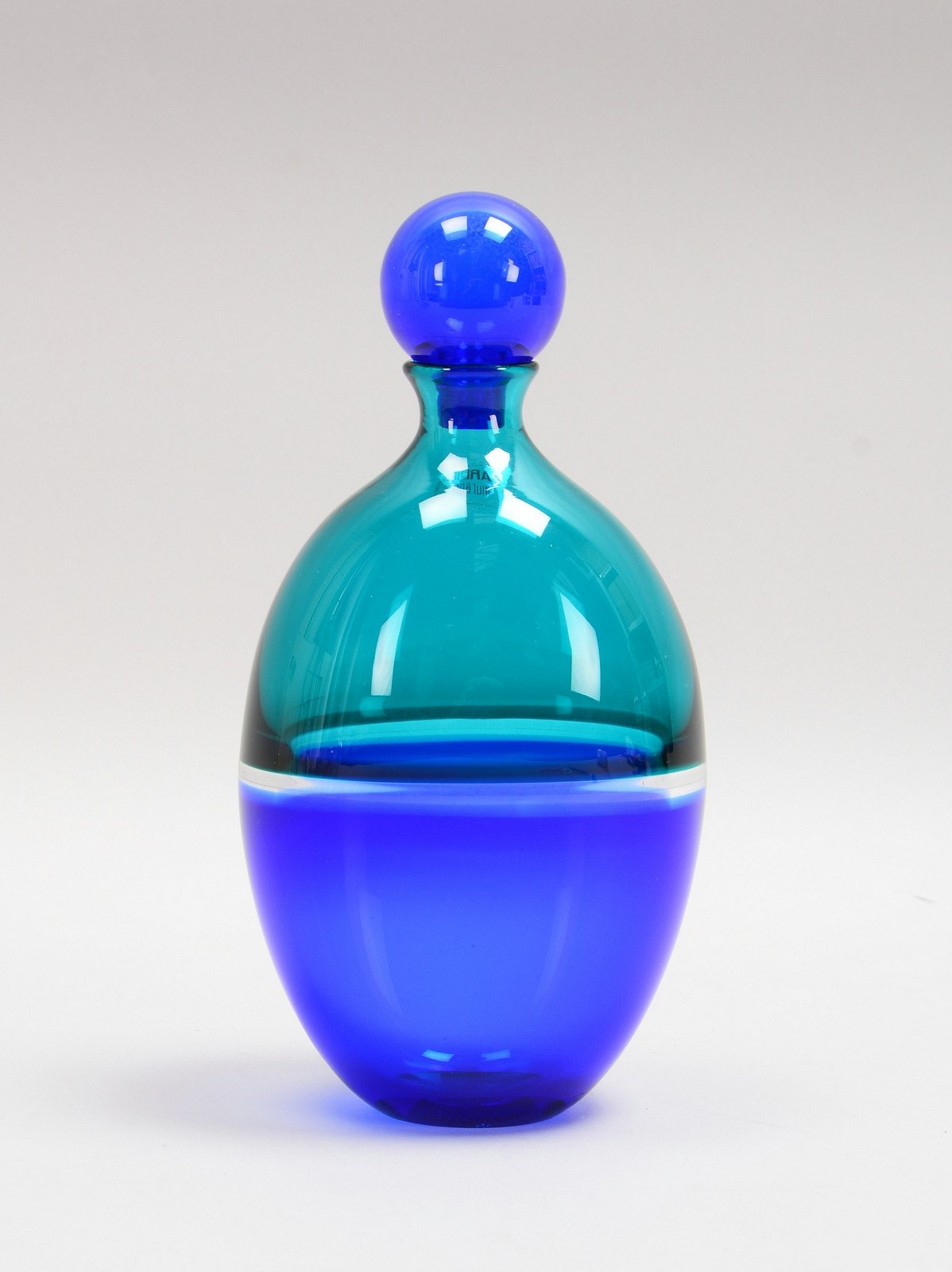 Barbini, Alfredo, Karaffe, 3-farb. Glas in Incalmo-Technik, mit Gravursignatur