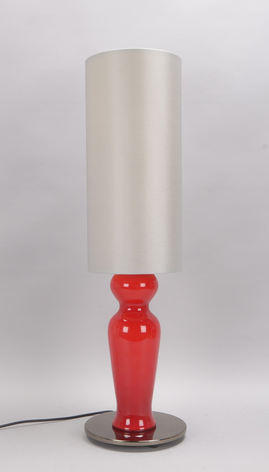 Venini, Paolo, Designer-Tischleuchte, 'Odalisca Luminosa', roter Glaskorpus, sign.