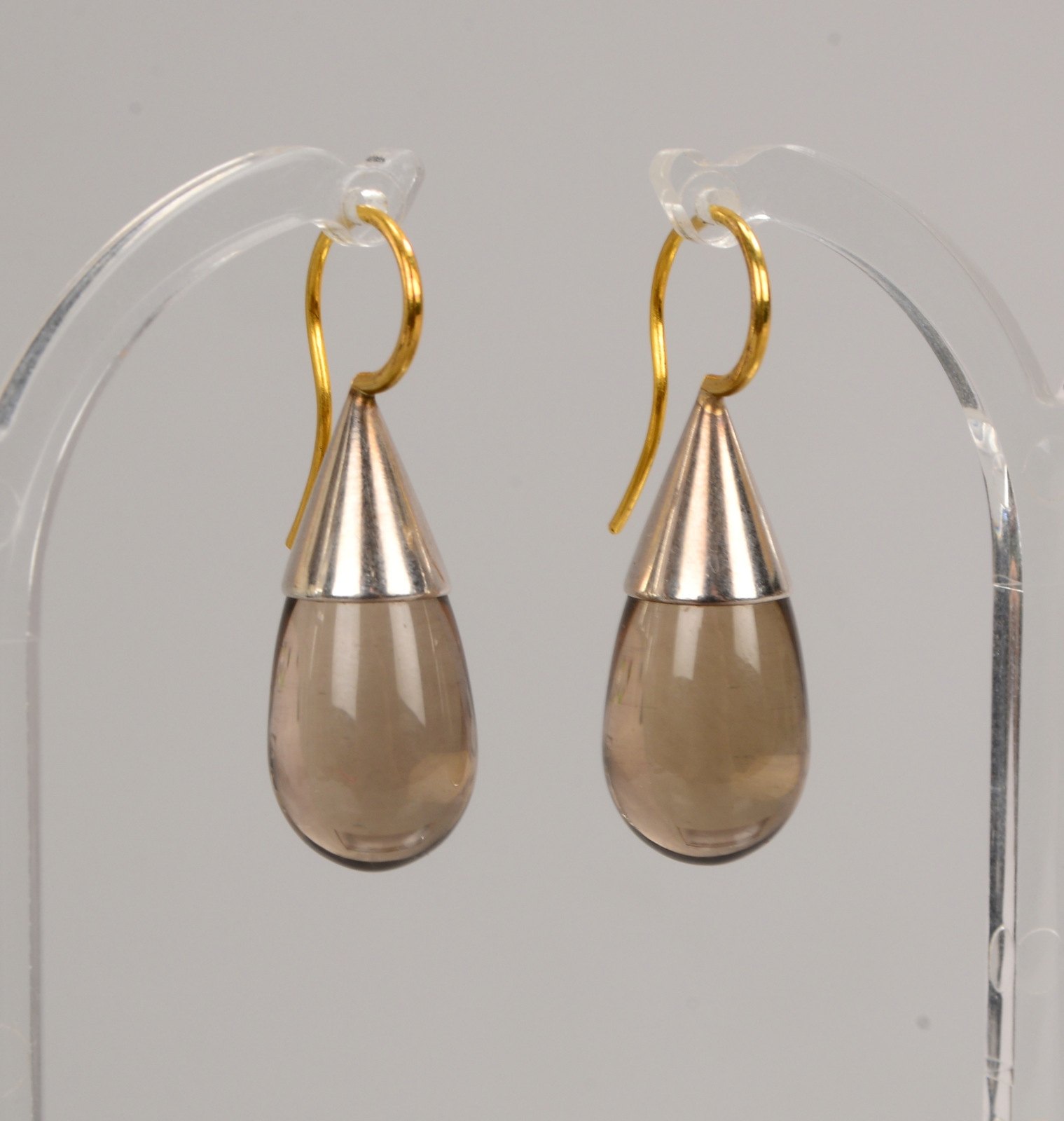 Elisabeth Krützkamp/Bremen, Paar Ohrhänger, 925 Silber/900 Gold, mit Rauchquarz