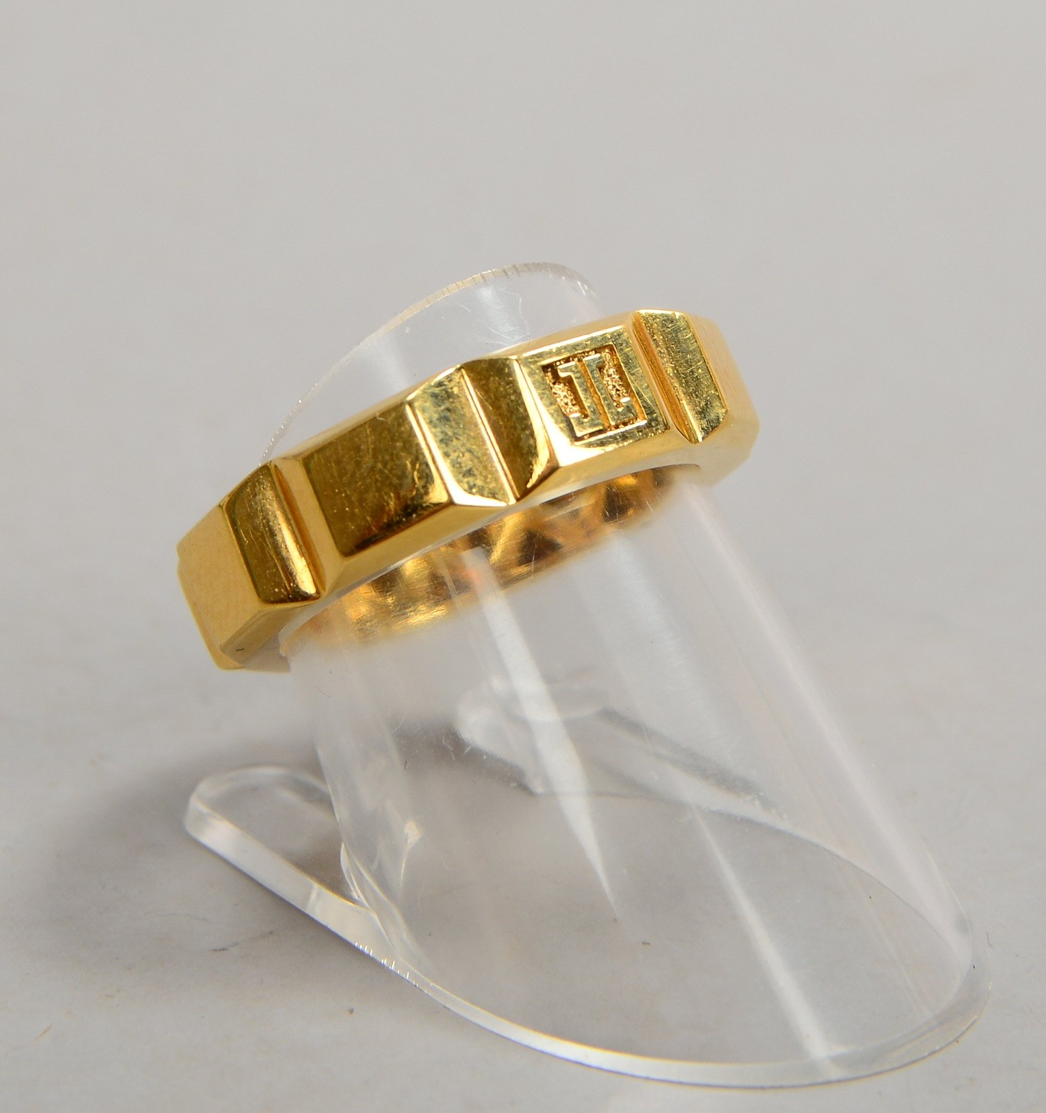 Jette Joop, Designerring, 750 GG (gest.), Schiene mit Designer-Logo; RK 5,60 mm, RG 55