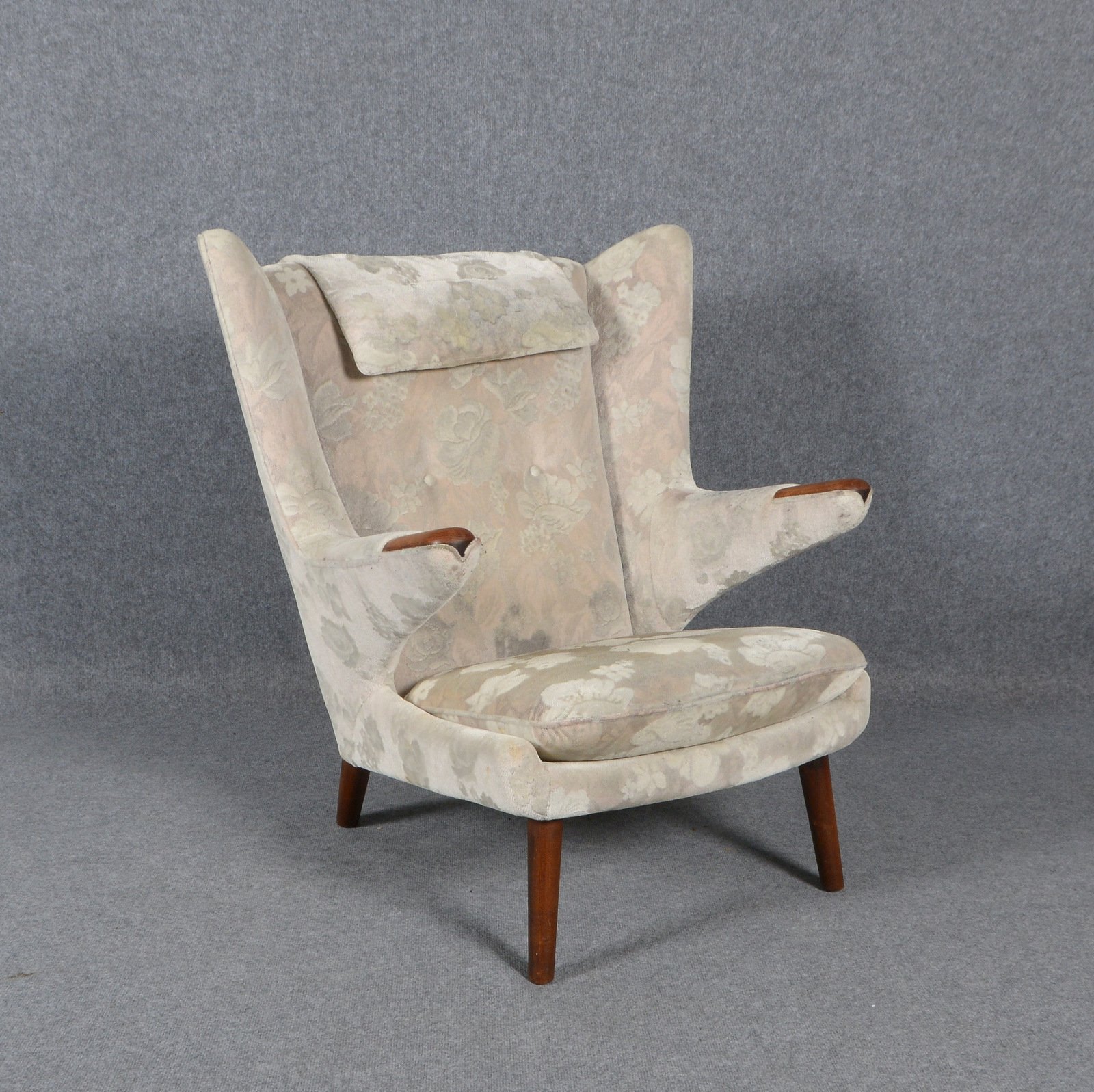 A.P. Stolen/DK, Arnlehnstuhl, 'AP19', sog. 'Papa Bear' (1951), Entw.: Hans Wegner
