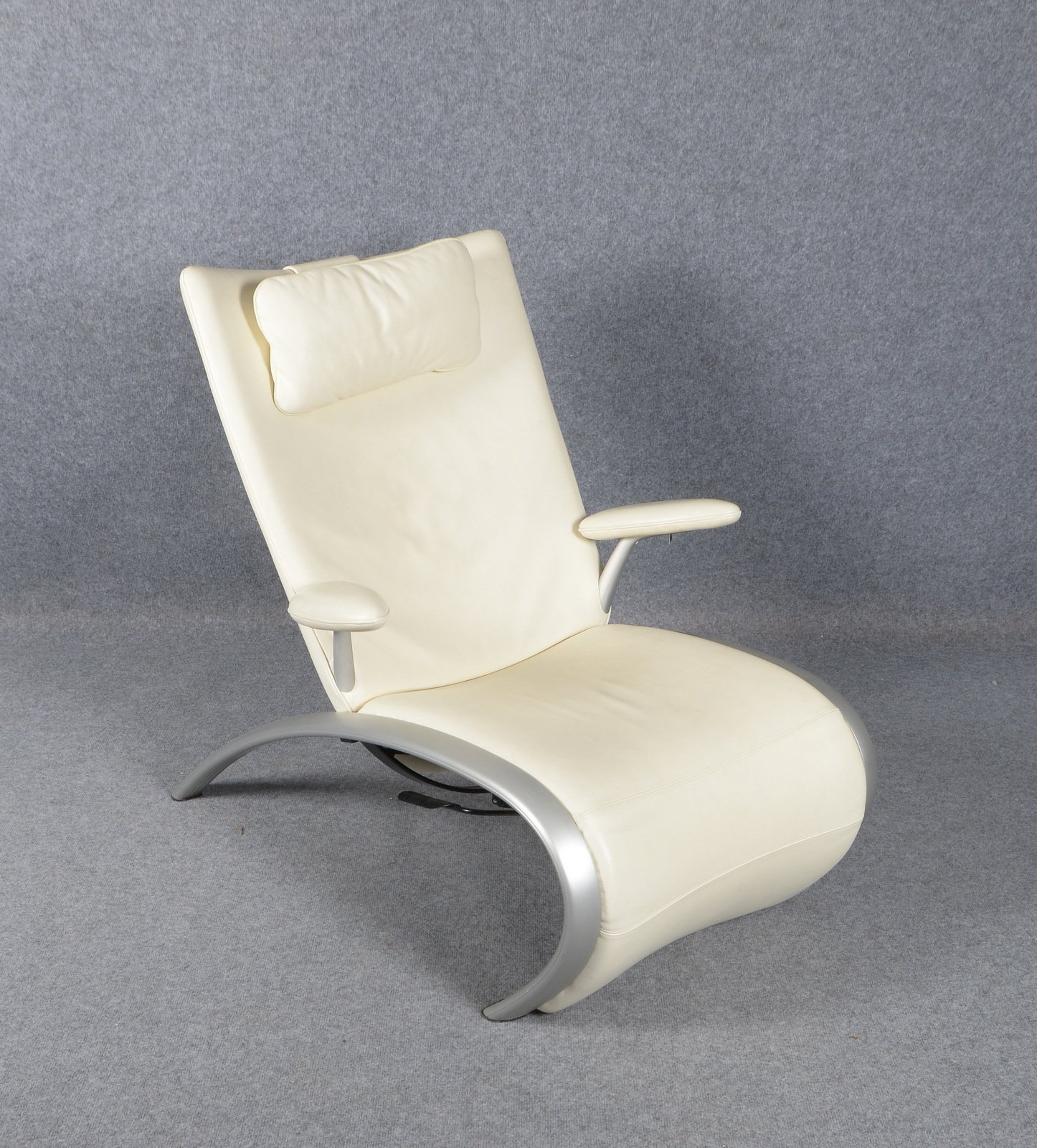 WK Wohnen, Designersessel, 'Flex 679', Metallgestell mit cremef. Lederbezug