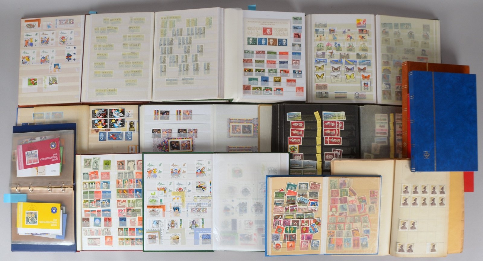 Briefmarken, großer Sammlernachlass: 'Deutschland', in 15x Alben gesammelt