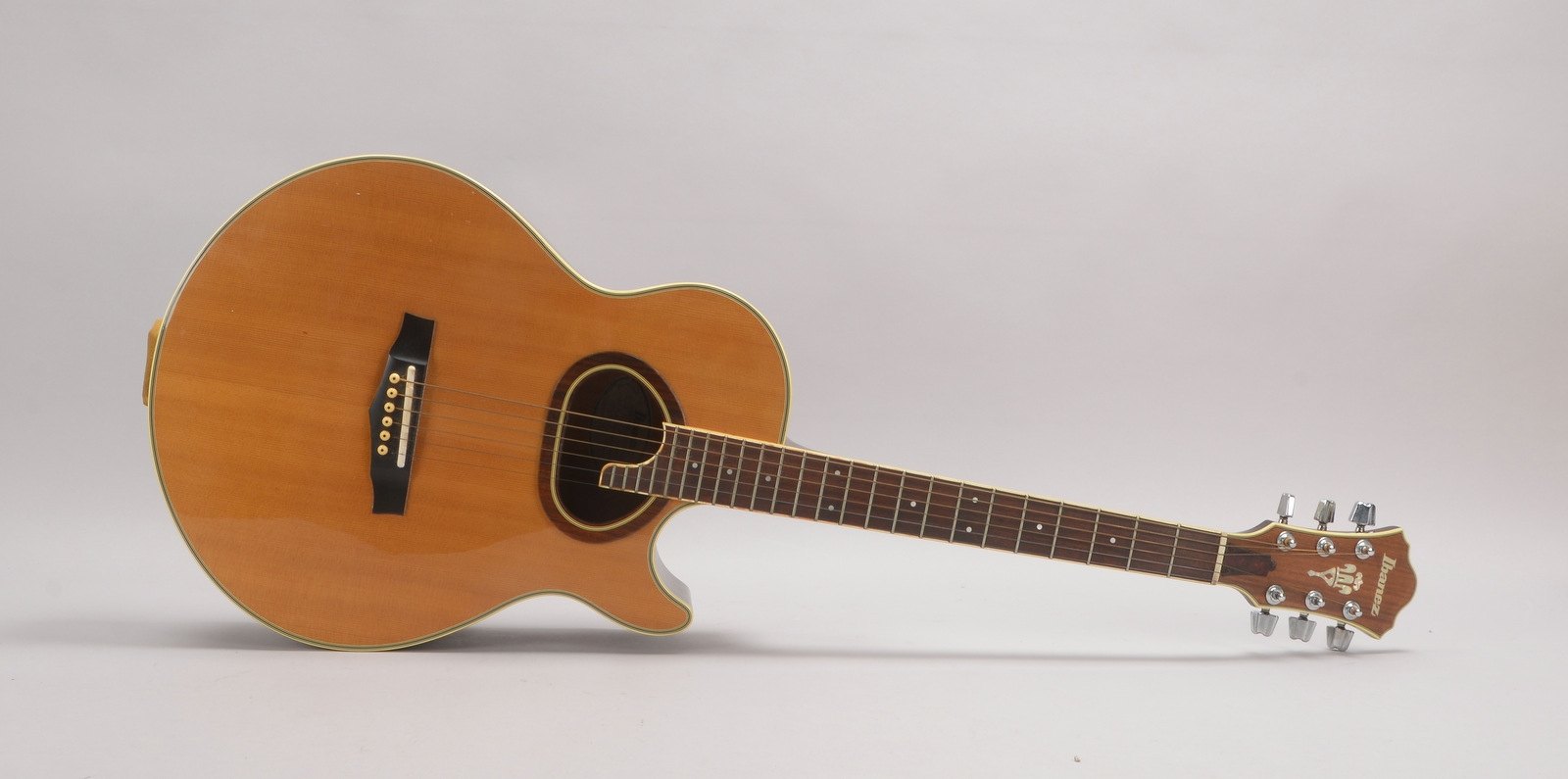 Gitarre, Ibanez 'Ragtime Special', 'R-400', Cutaway, 6-saitig - guter Zustand