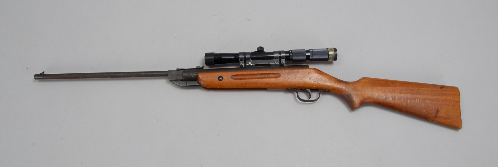 Luftgewehr (1930er Jahre), Mors, '4,5 mm', mit Zielfernrohr Shilba 'Zoom 3-7 x 20'