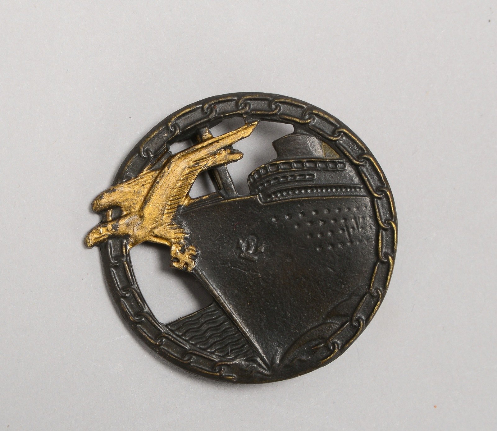 Sammler-Ehrenabzeichen (Kriegsmarine, II. WK), 'Blockadebrecher', an Nadel