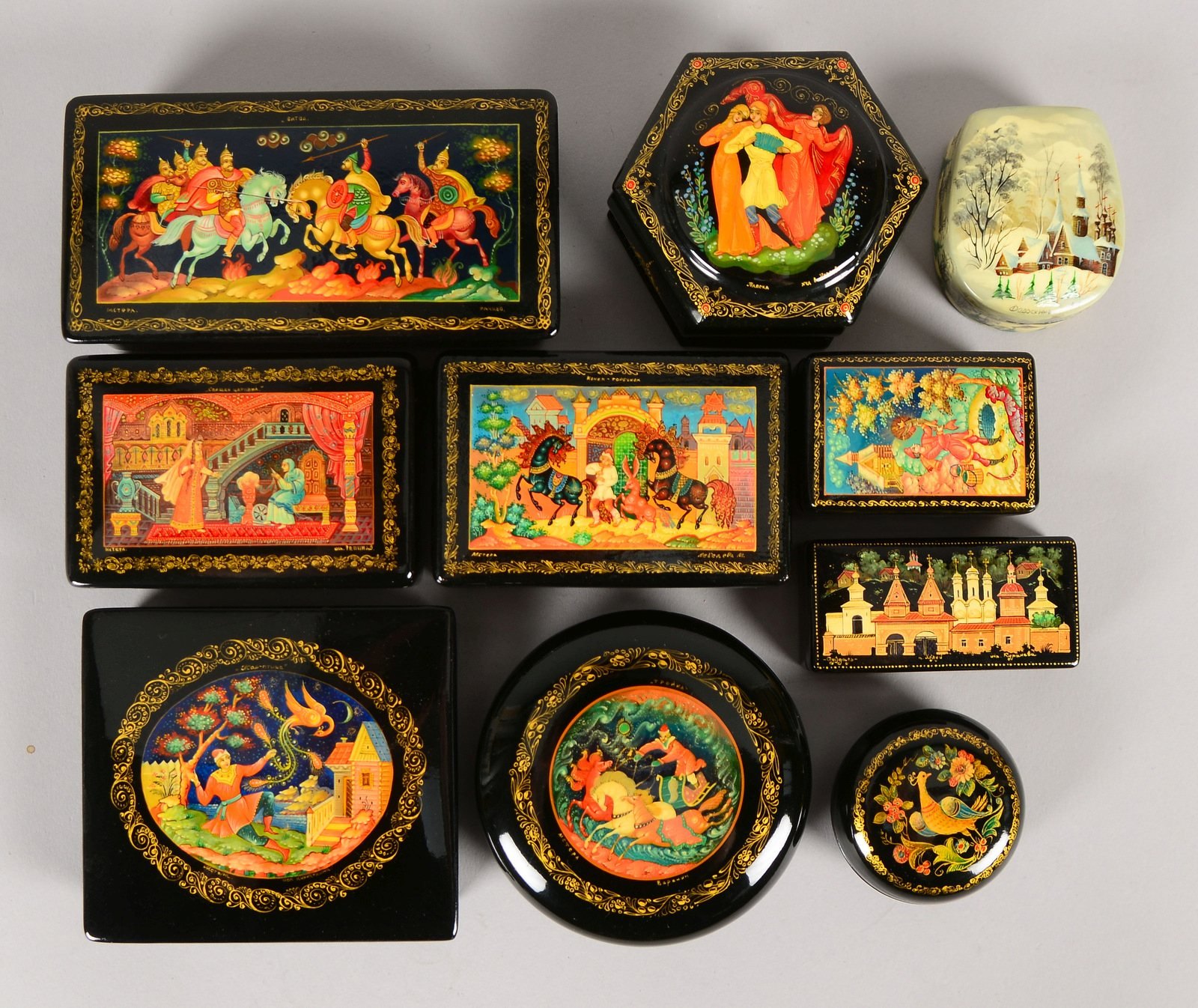 Kl. Lackdosen-Sammlung, versch. Formen/Maße, Miniaturmalerei, sign., 10 Stück