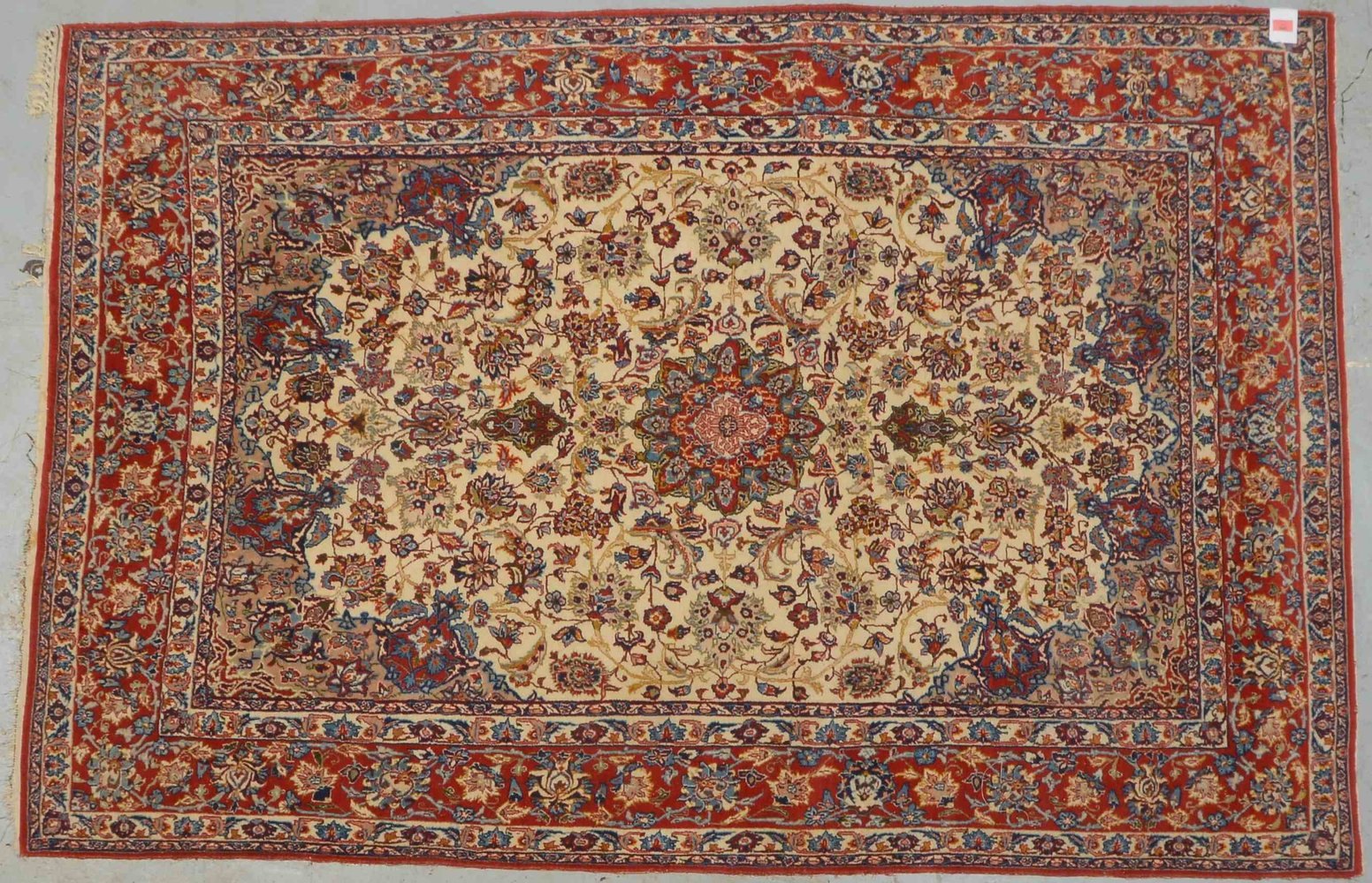 Isfahan, feine Knüpfung, ca. 700.000 Knoten/qm, Flor in gutem Zustand
