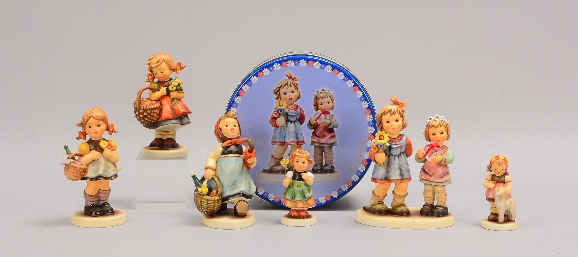 Goebel, kl. Slg. Hummel-Figuren, versch. Größen und Ausführungen, 6 Stück