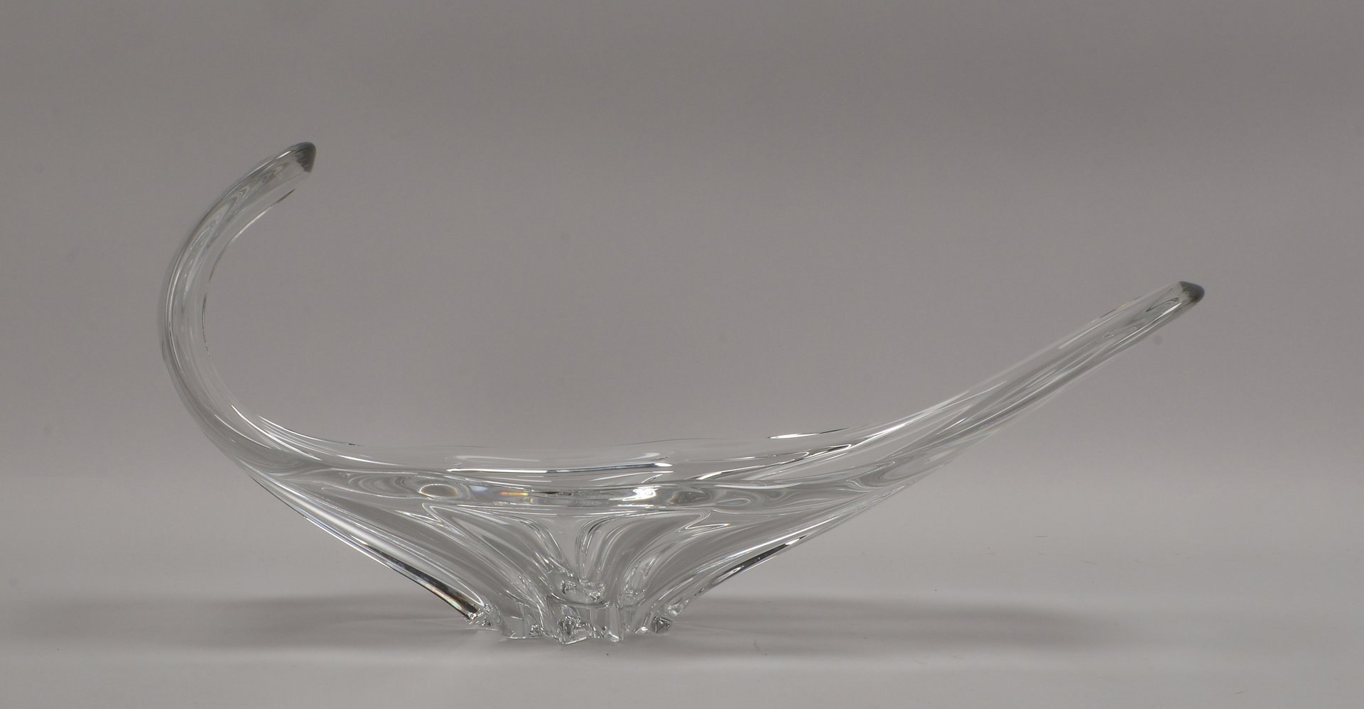 Bayer Crystal, Schale, mundgeblasenes Kristallglas, organisch geschwungene Form