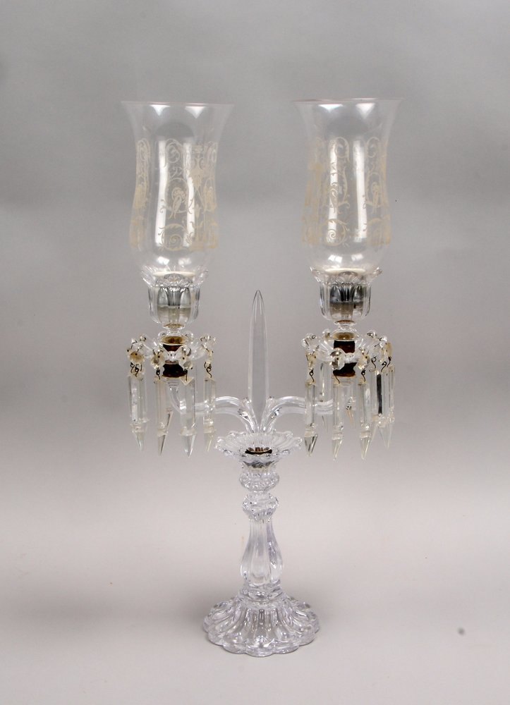 Kristall-Tischleuchter, 2-fl., Glasschirme mit feinsten Grav./Ätzungen, Kristallprismen-Beh.