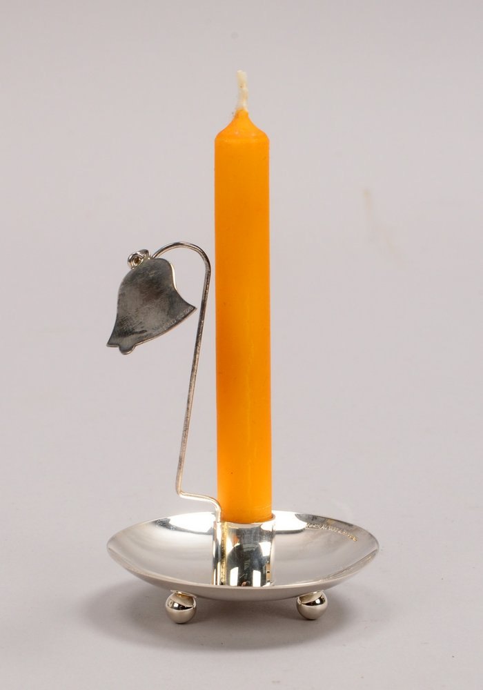 Figürlicher Tisch-Kerzenhalter, 925 Sterlingsilber, 'Glocke'; Höhe 8,5 cm, Gew. 30 g