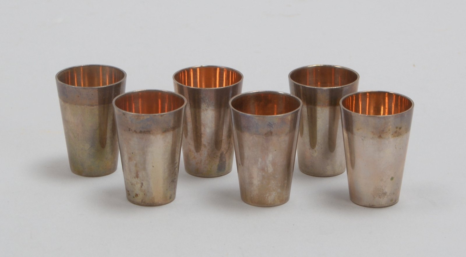 6x Schnapsbecher, 800 Silber, mit Resten von Innenvergoldung; Höhe 4 cm, Gew. 115 g