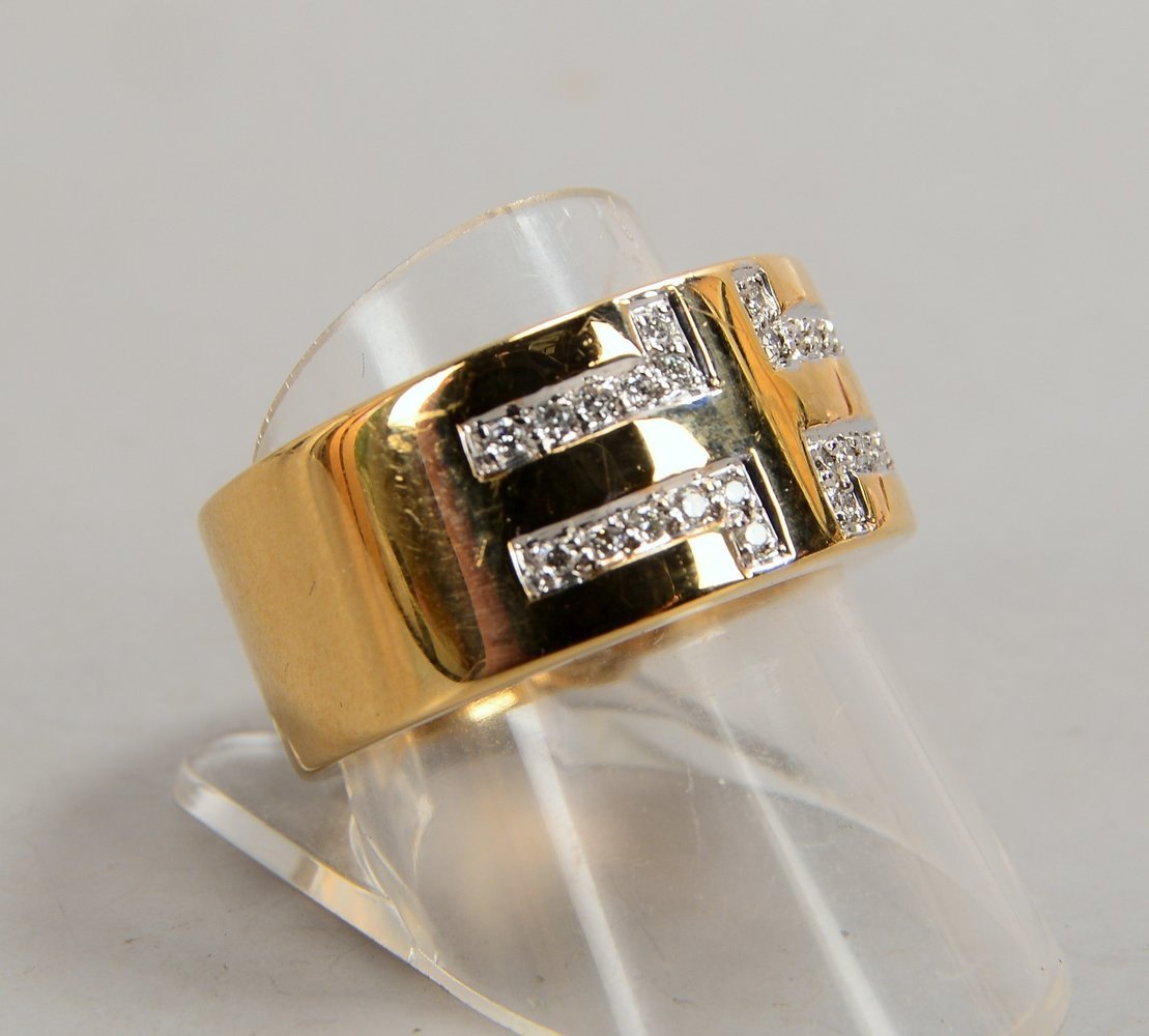 Juwelier Christ, Ring, 585 GG (gest.), mit 24x Brillanten/zusammen 0,20 ct, 'W-Si1'