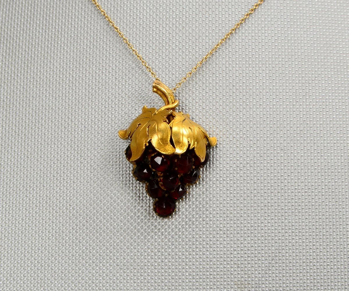 Halskette mit Anhänger, 585 GG, Granat-Anhänger vergoldet; Gew. Kette 0,80 g