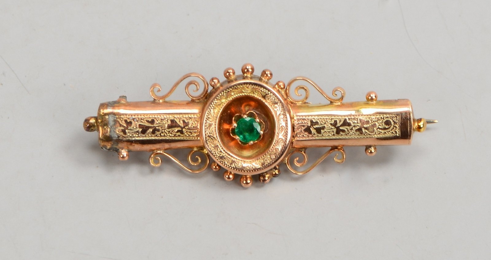 Brosche (Biedermeier), 8 kt Gold, Broschierung ersetzt; Länge 4 cm, Gew. 2,80 g