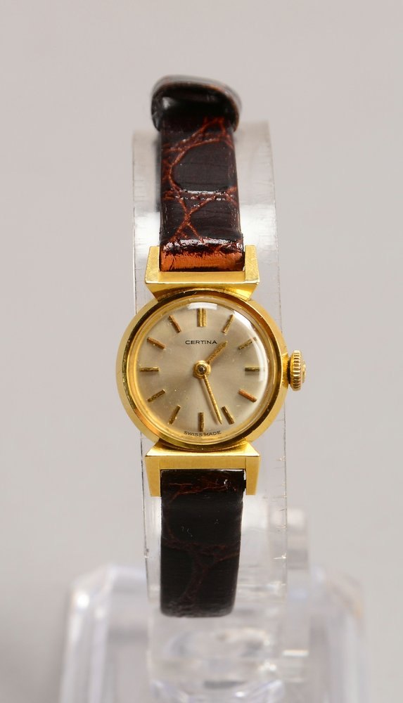 DAU Certina, Handaufzug, 585 GG-Gehäuse an Lederarmband - läuft an; Ø 16 mm