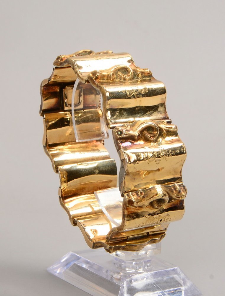 Armband (Biedermeier), Schaumgold; Läge 17,5 cm, Breite 2,5 cm