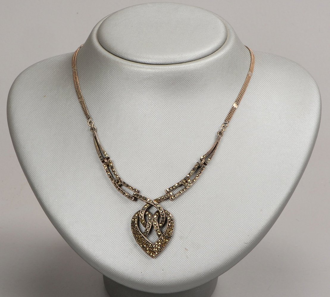 Collier (Art déco), Silber, mit Markasitenbesatz; Länge 48 cm, Gewicht 17 g