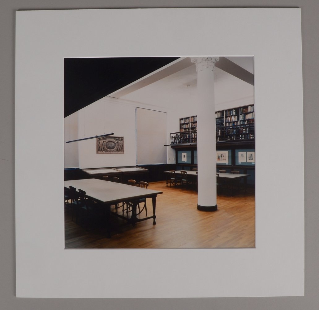 Höfer, Candida, C-Print (Kunsthalle Bremen, 2001), unter PP, verso bleisign./numm.