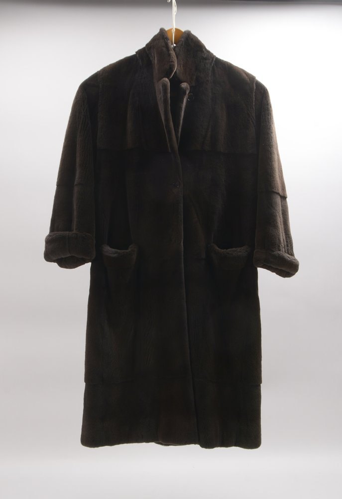 Pelzmantel (orig. 'Bonnie Manfred Bogner'), geschorener Nerz - gepfl. Tragezust.