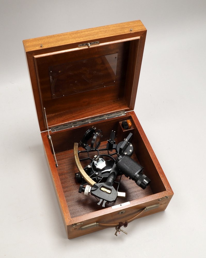 Sextant, 'Cassens & Plath'/Deutschland, im Mahagoni-Kasten, mit 2x Schlüsseln