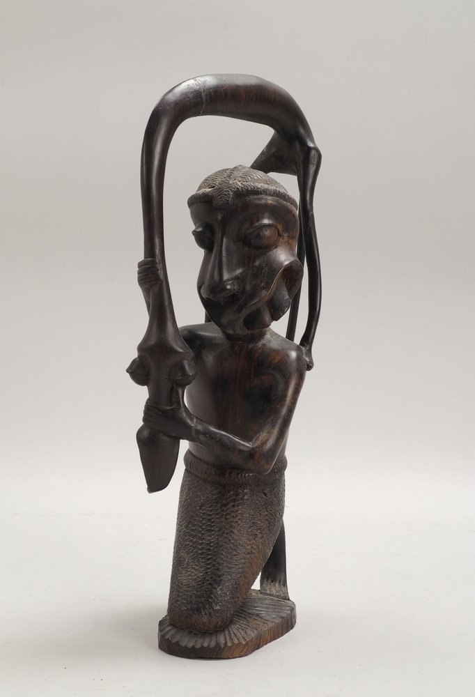 Holzskulptur (Makonde, Tansania), 'Besessener Mann', Hartholz geschnitzt, dkl. gef.