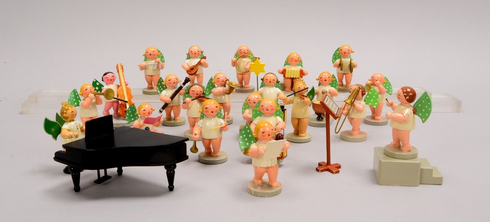 Wendt & Kühn (Erzgebirge), Holzfig.-Ensemble, 'Engelskapelle/Orchester', kompl. - wie neu