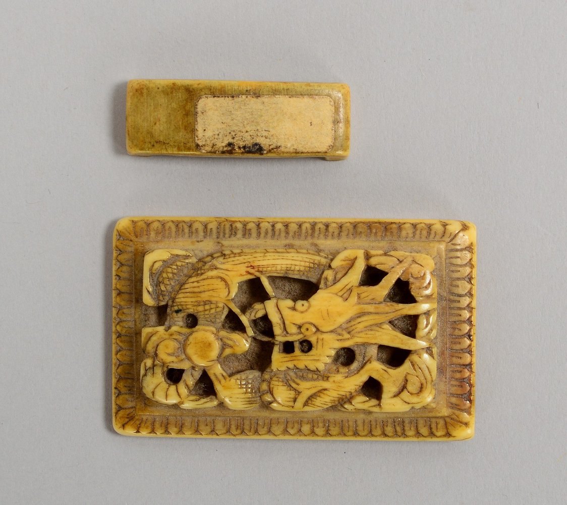 Gürtelschließe (China), antik (geklebt) - aus Sammlungsauflösung