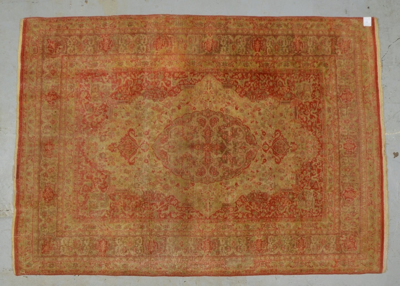 Täbriz, antik, Typ Haji Jalili, mittelfeine bis feine Kn., stellenweise etwas dünner; Maße 230 x 165
