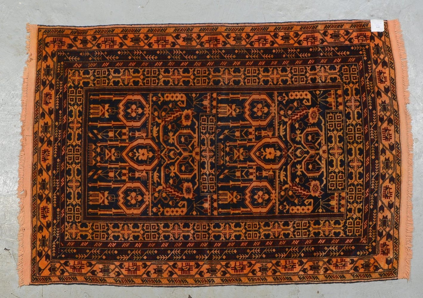Ersari-Brücke, älter, mittelfeine Knüpfung, Flor in gutem Zustand; Maße 142 x 102 cm