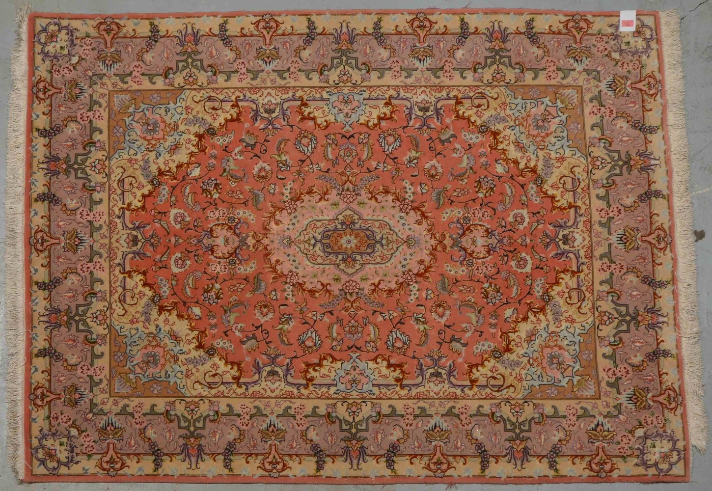 Täbriz-Orientbrücke, mit Seidenanteilen, feine bis mittelfeine Kn., insges. gleichm. Flor