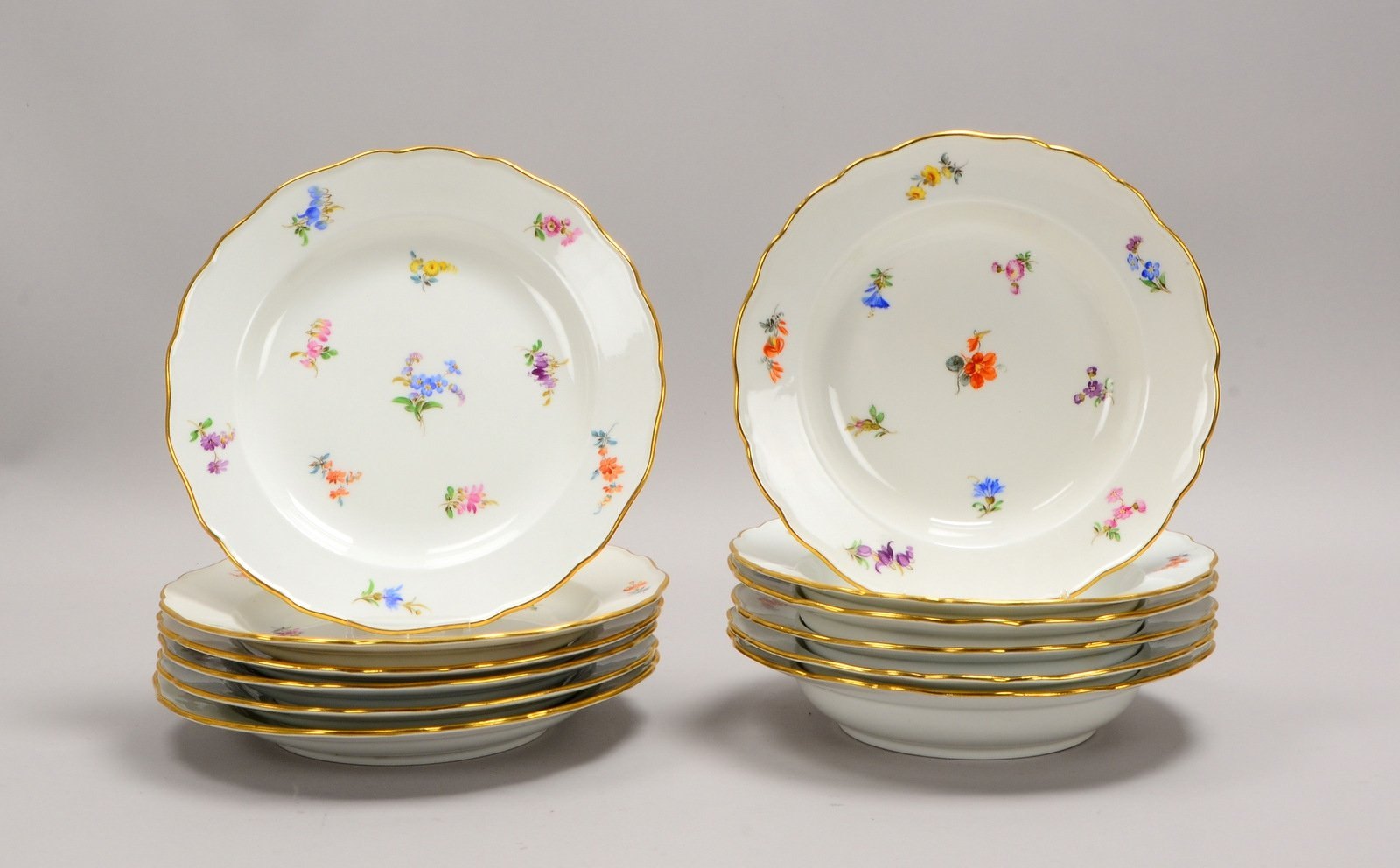 Meissen, Speiseporz., für 6 Pers., gute Erhaltung: 6x Speiseteller, und 6x Suppenteller