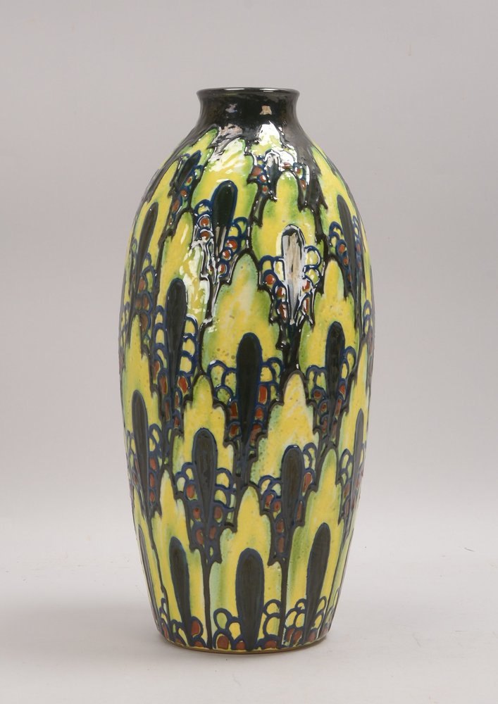 Kunsttöpferei Tonwerke Kandern, Keramikvase, sign. 'KTK', Schlickermalerei