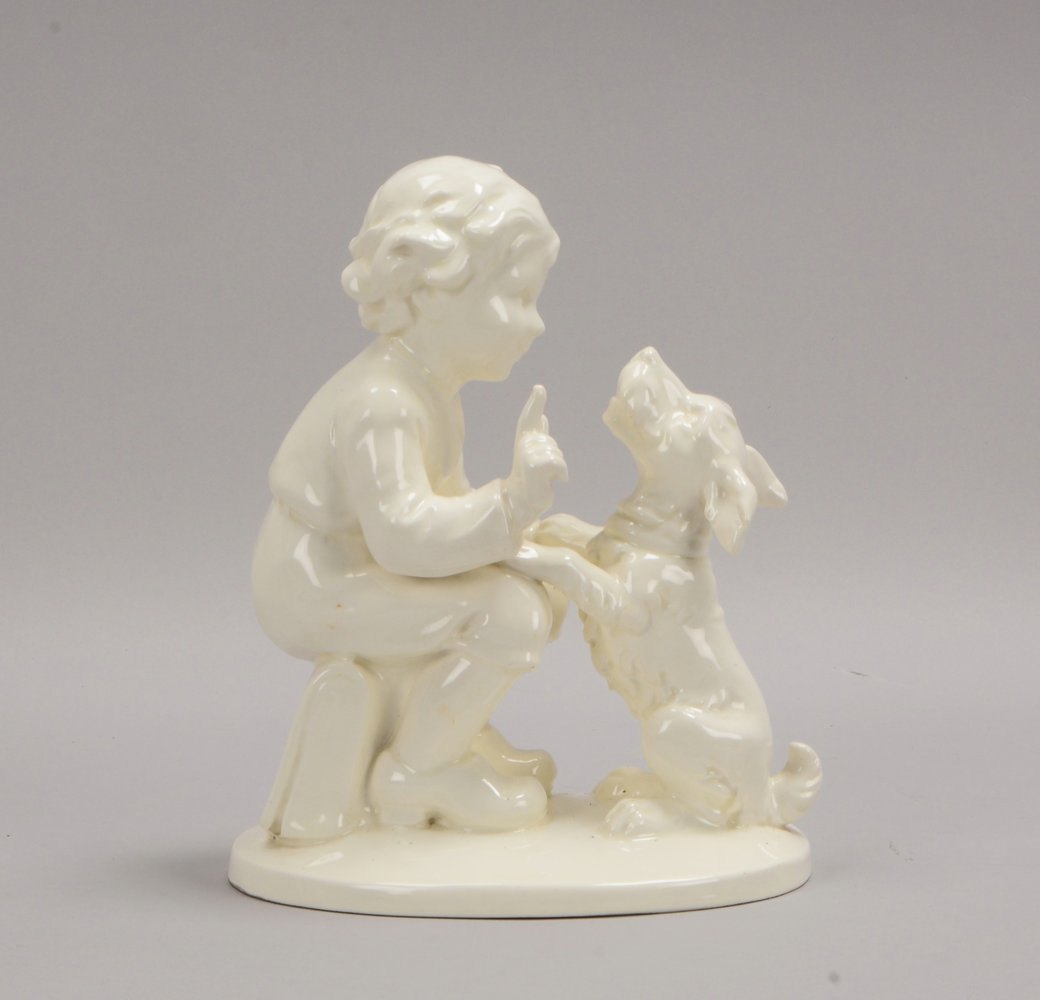 Max Roesler/Rodach, 'Knabe mit Hund', Formnr. '0922', mit Manufakturmarke; Höhe 24 cm