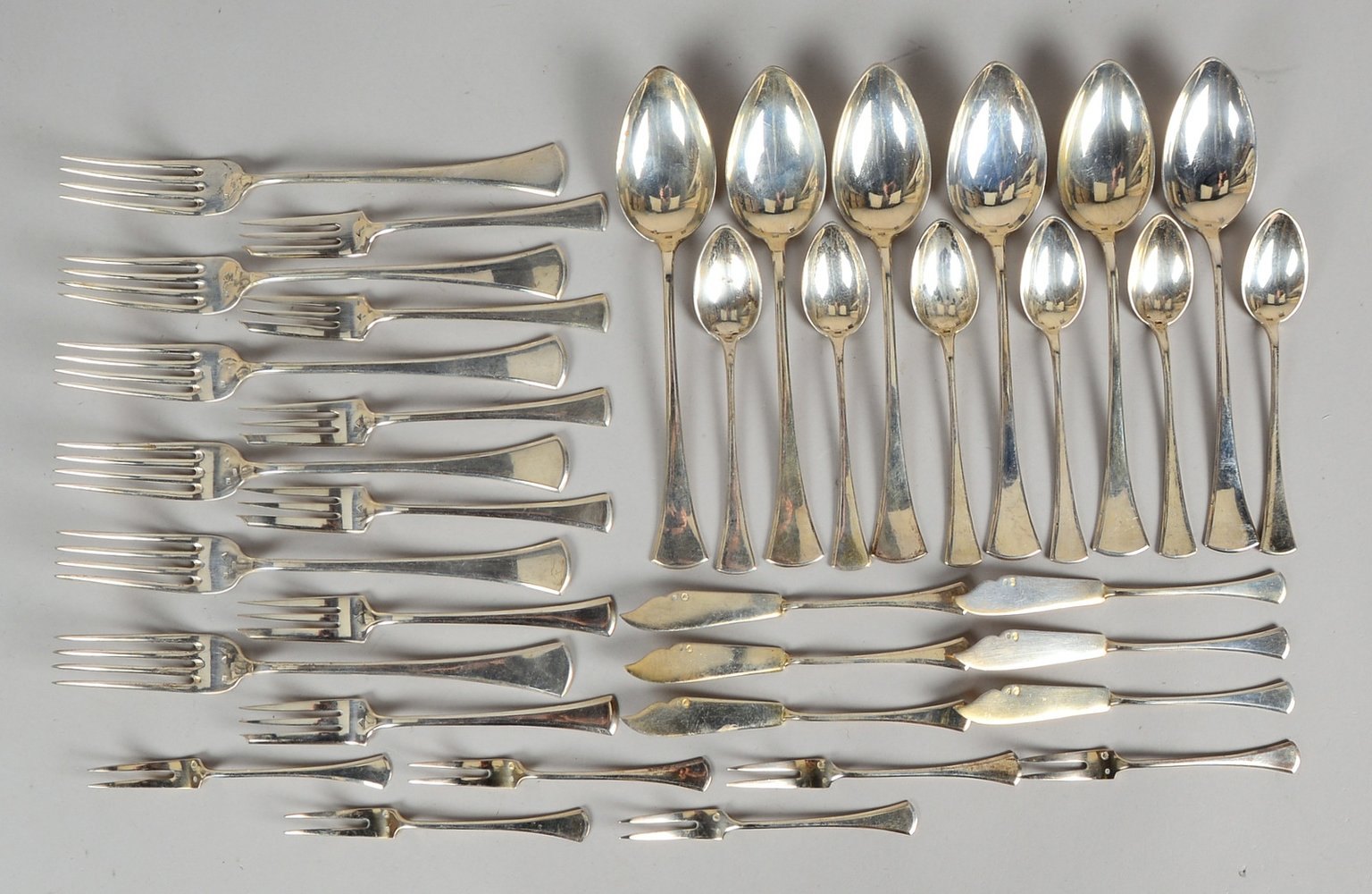 Tafelbesteck, 800 Silber, mehrf. punz. ('KS' und 'Stadtbeschau'), für 6 Pers., div. Teile