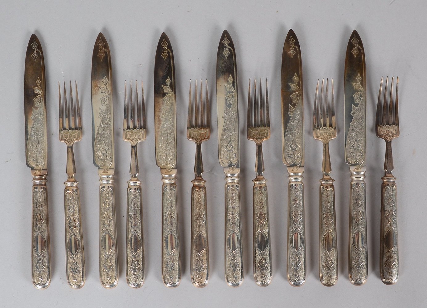 Tafelbesteck, antik, 925 Sterlingsilber, mehrfach punziert, für 6 Pers.; Gew. ca. 675 g