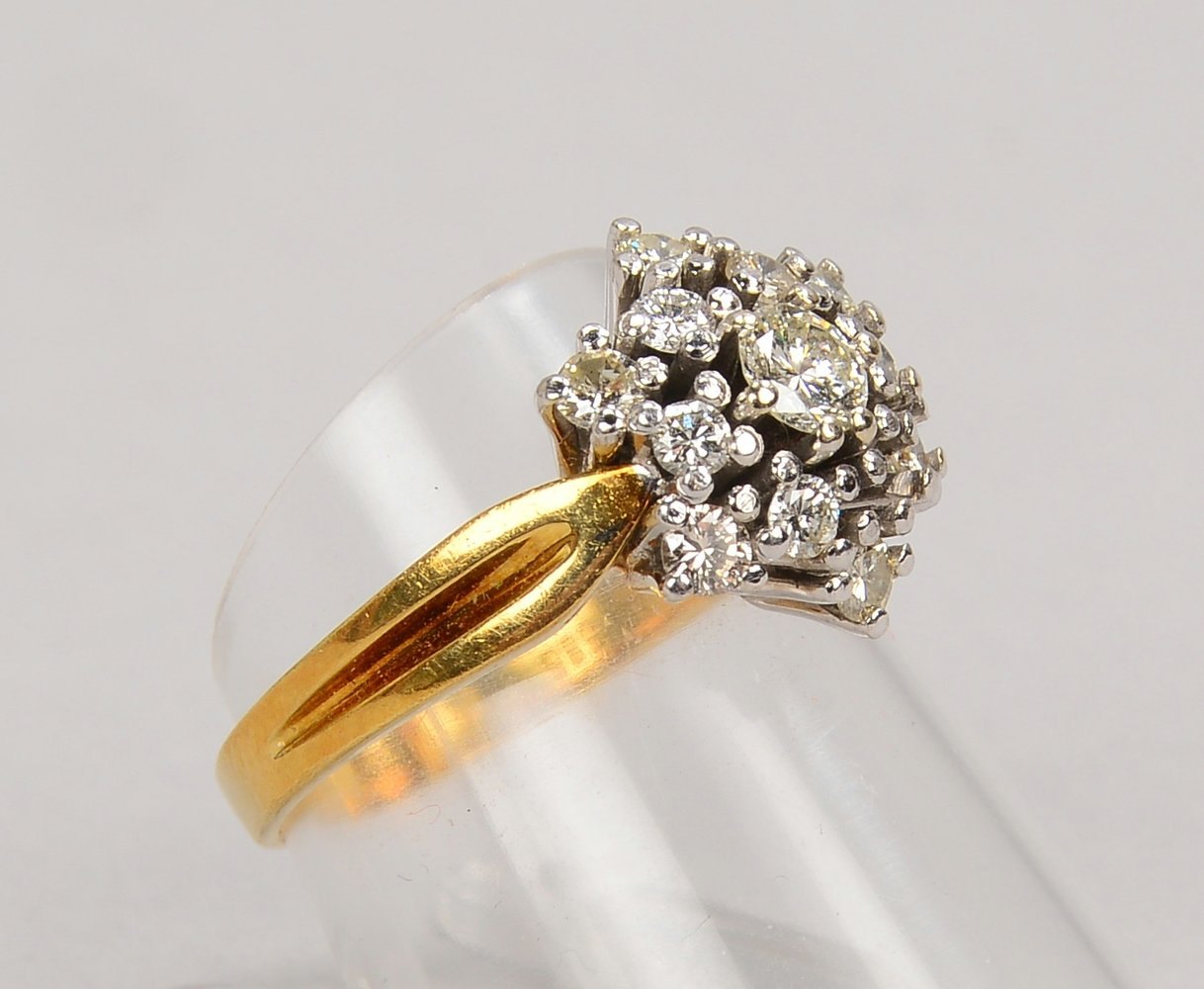 Ring, 585 GG/WG (gest.), mit 12x Brill. - 1 Stein fehlt; RG 55, Gew. 5 g