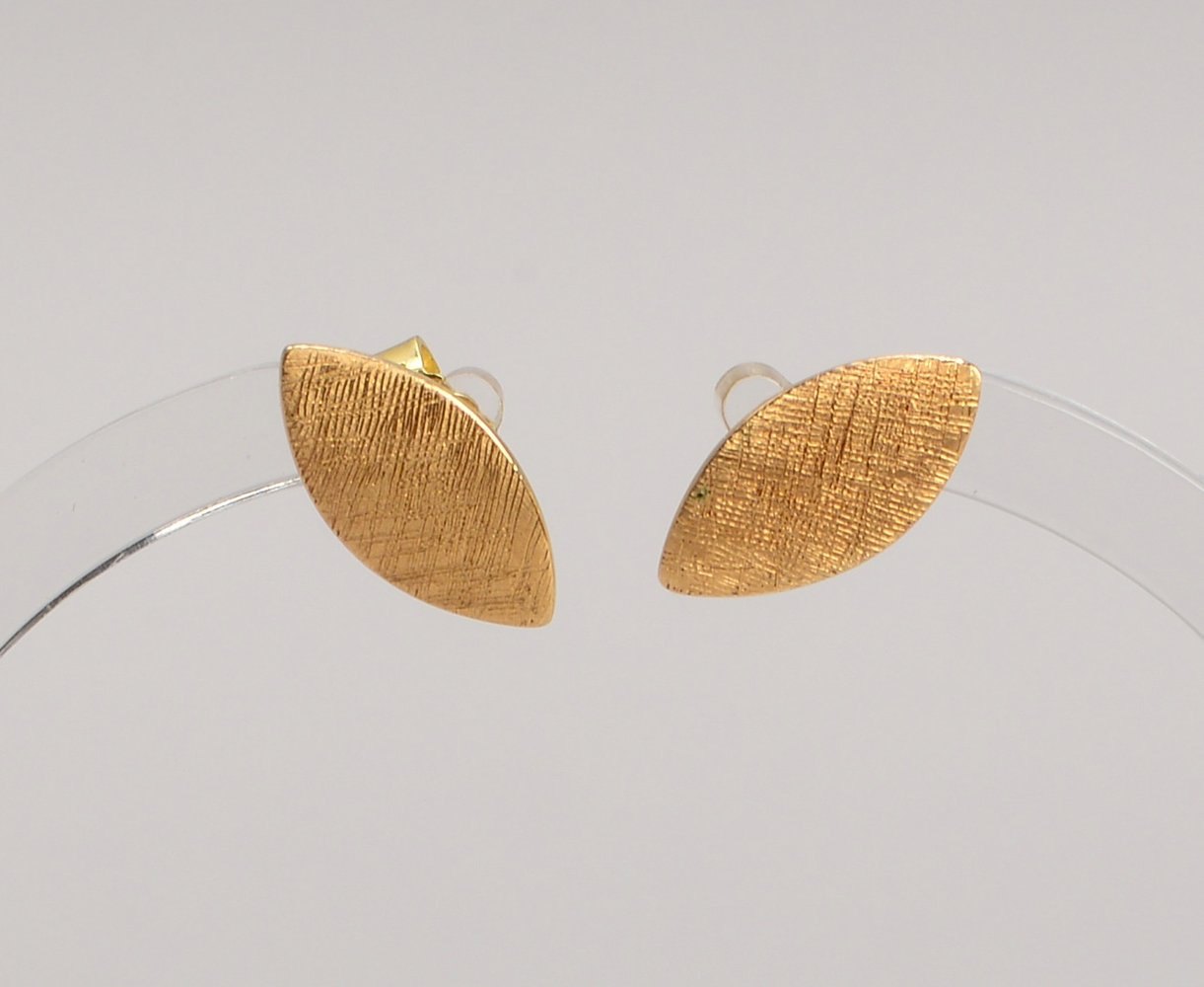 Paar Ohrstecker, 585 GG (gest.), ellipsenförmige Platte/Maße 6 x 13 mm; Gew. 2,80 g