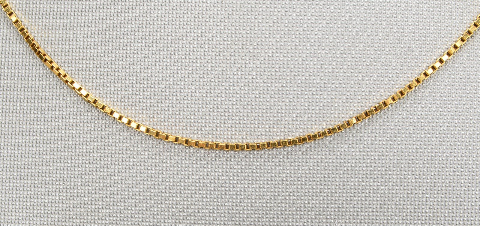 Halskette/Veneziakette, 750 GG (gest.), mit Federringschließe; Länge 40 cm, Gew. 4,30 g