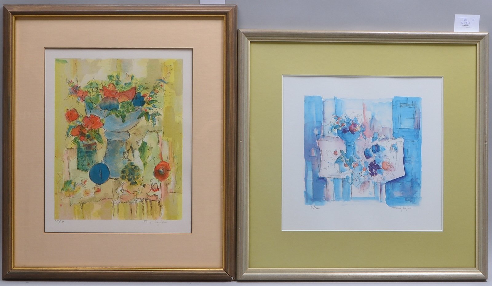 Agostini, Tony, 2 Farblithografien, 'Blumenstillleben', numm./sign., unter PP hinter Glas