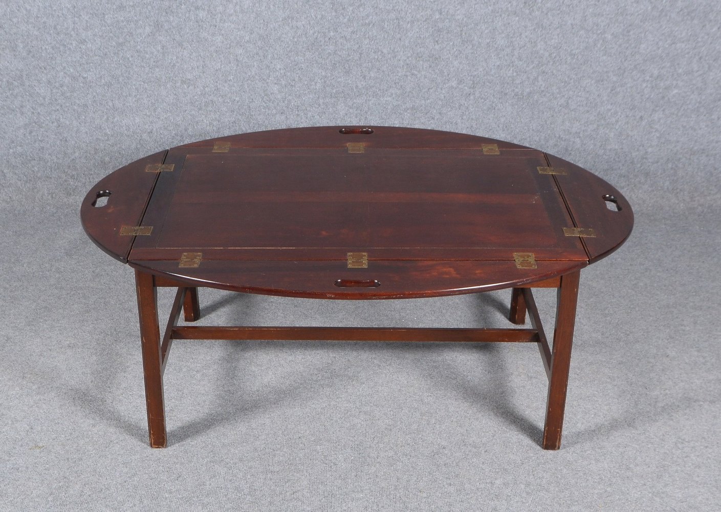 Butler/Captain's Table, Mahagoni, ovales Tablett/abnehmbar, 2x Handhaben, auf Gestell