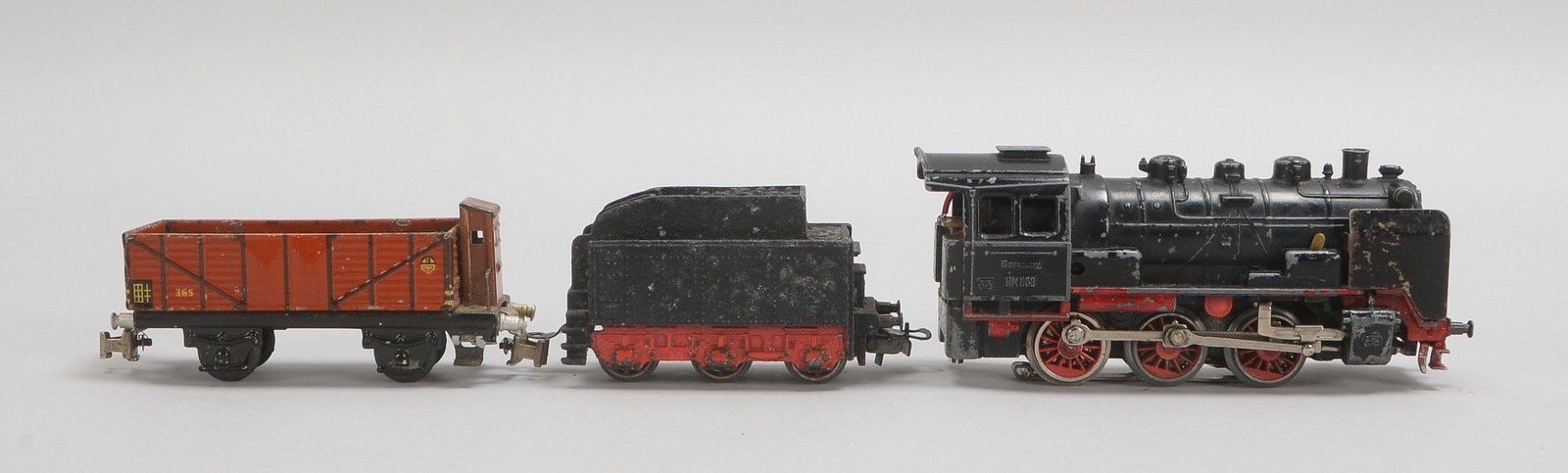 Modelleisenbahn-Sammlerlok, Märklin, 'Spur H0': 'Schlepptender-Lok RM800', mit 'Kohlenwagen 365'