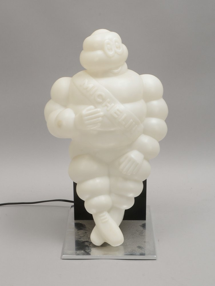 Tischlampe, Vintage-Werbefigur 'Michelin-Männchen' auf Chromstand, mit Schnurschalter