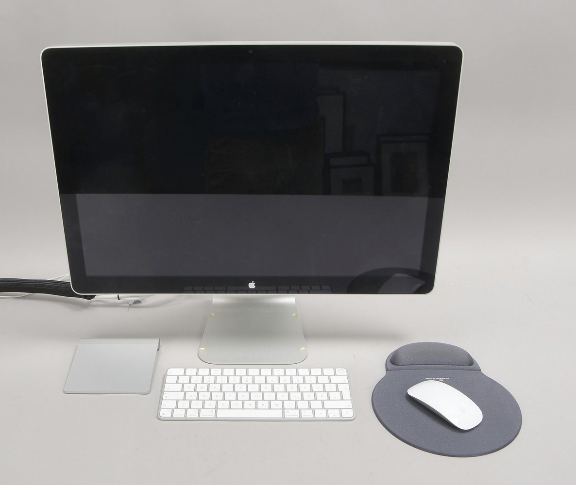 Apple-Monitor 'Cinema Display', 'A1267', mit Tast. 'A2449', Mouse 'A1657'/Mousepad