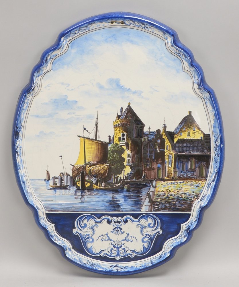 Fayence-Bild (wohl Delft), ovale Form, mit Handbemalung - Hafendarstellung, rücks. sign.